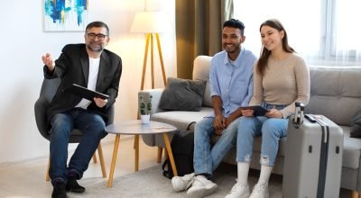 full-shot-smiley-travelers-guests (1)